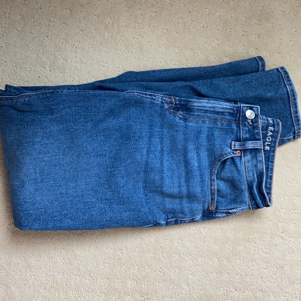 American Eagle Mom Jeans